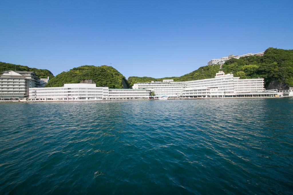 Hotel Urashima