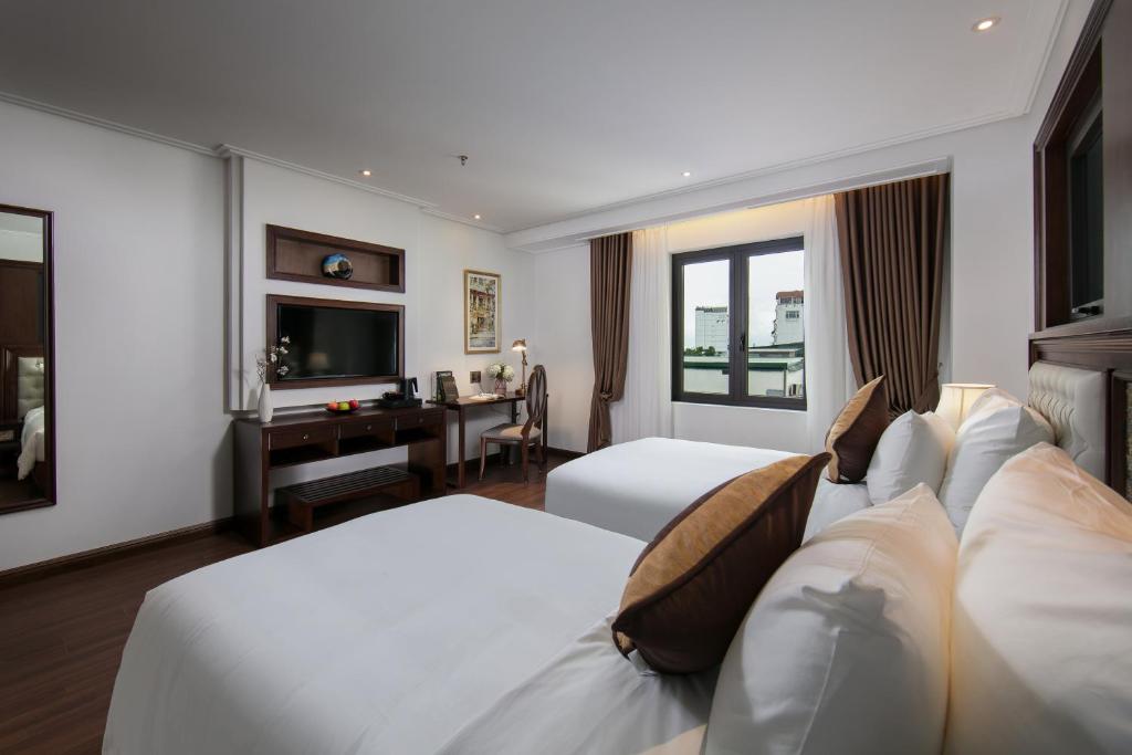 The Q Hotel