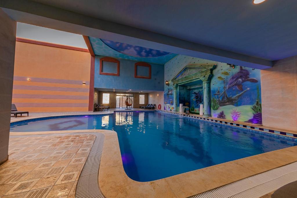 Petra Canyon Hotel