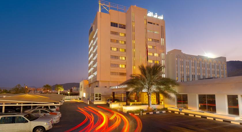 Al Falaj Hotel